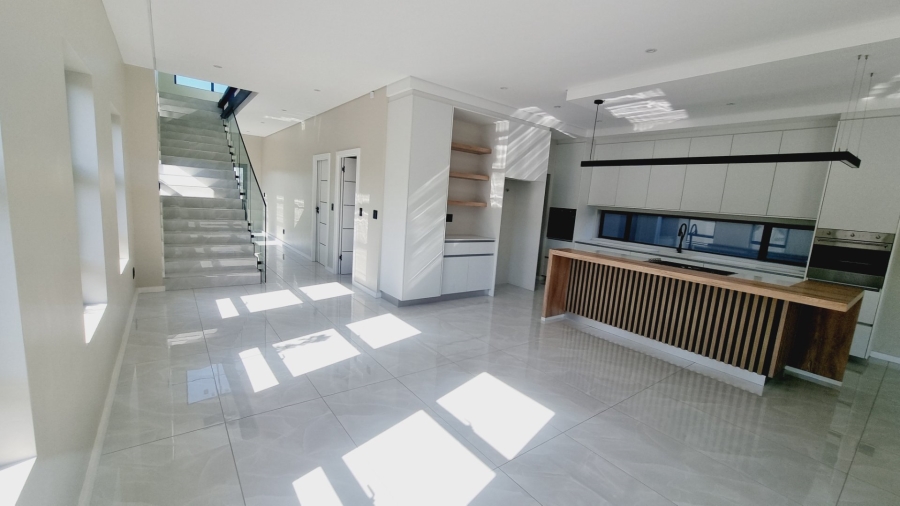 3 Bedroom Property for Sale in Sandown Western Cape